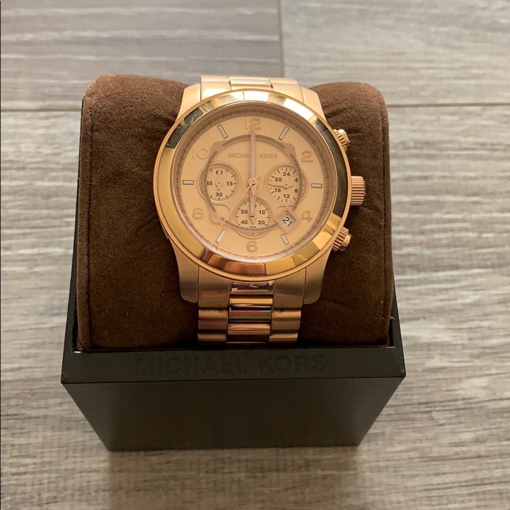 Michael Kors Rose Gold Runway Watch.